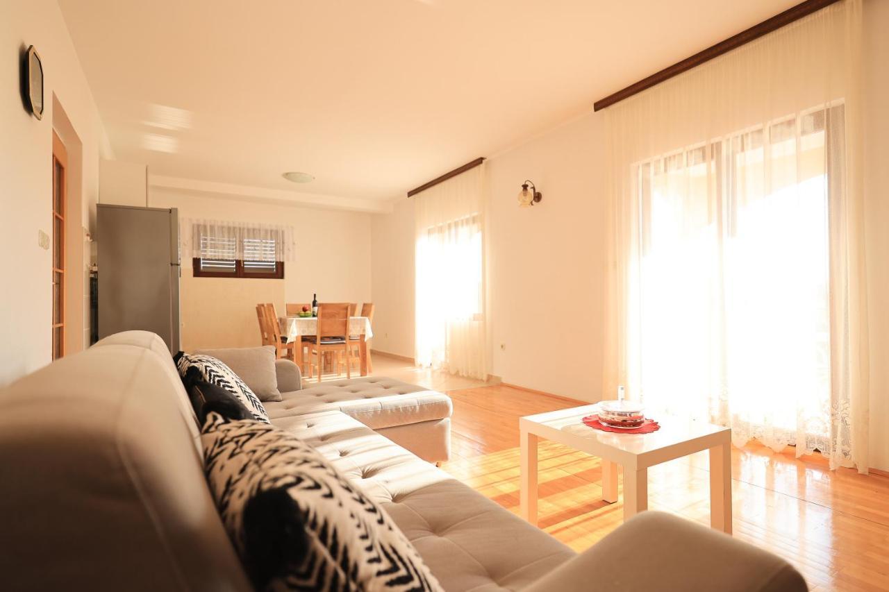 Apartments Ana Petrcane Ngoại thất bức ảnh