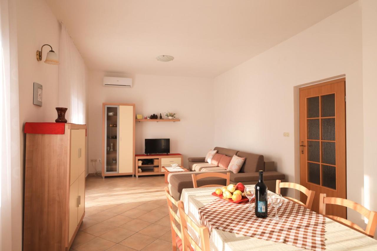 Apartments Ana Petrcane Ngoại thất bức ảnh