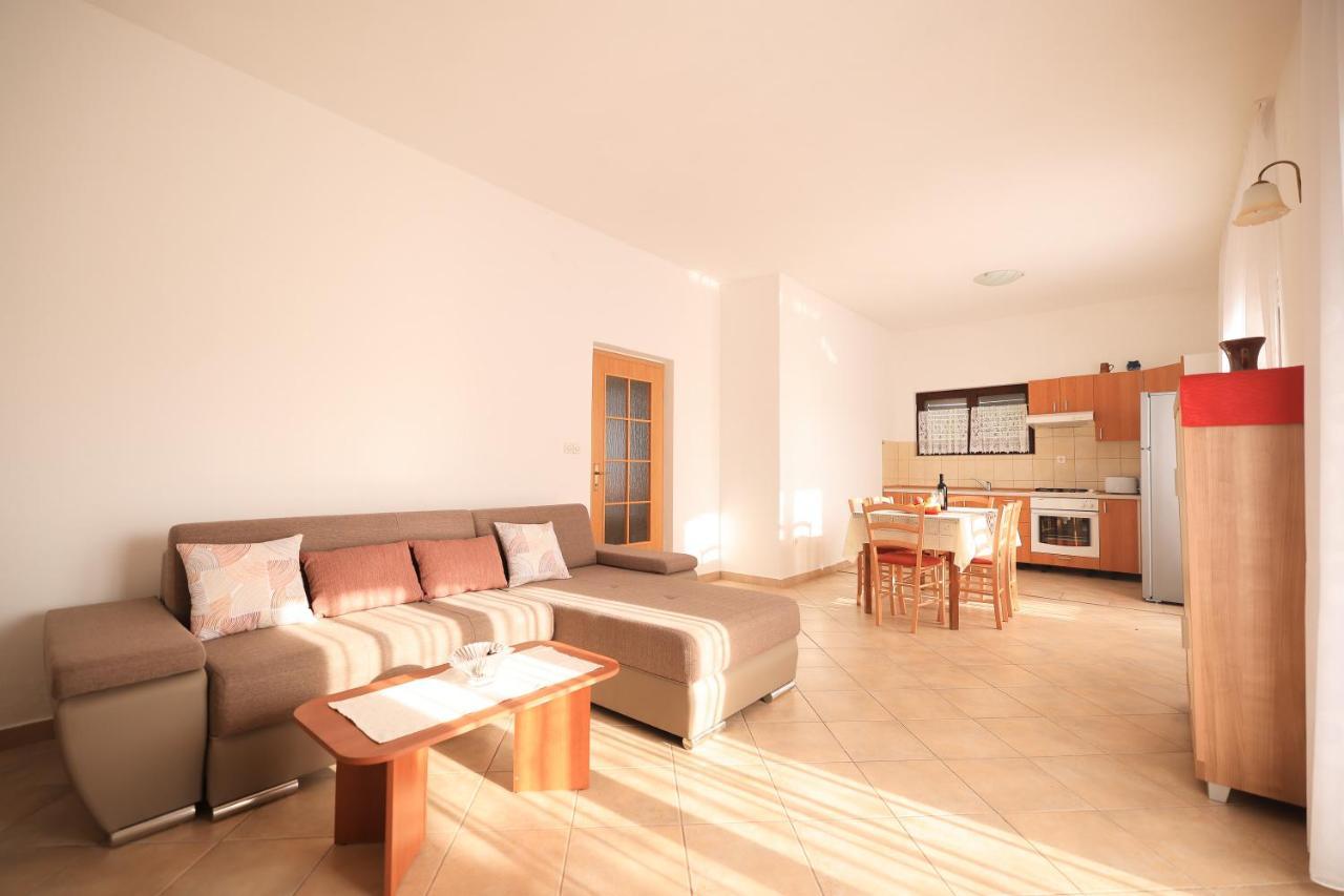 Apartments Ana Petrcane Ngoại thất bức ảnh